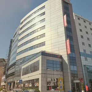 https://hello.bucharesthotelsnow.com